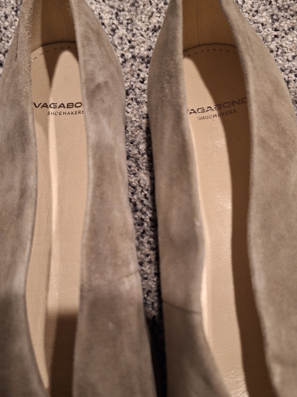 Vagabond Suede Pointed-Toe Flats in Olive/Tan - Picture 2 of 13